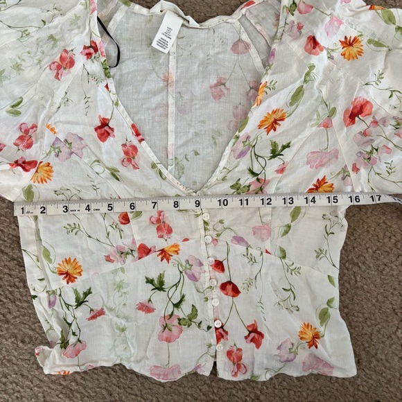 Floral Puff Sleeve Top - Picture 5 of 5